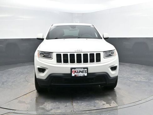 Used 2016 Jeep Grand Cherokee Laredo image 4