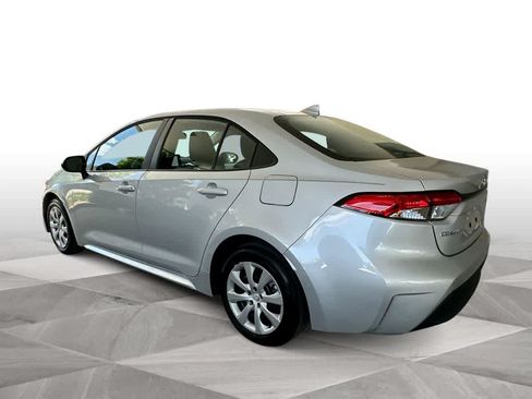 Used 2024 Toyota Corolla LE FWD image 6