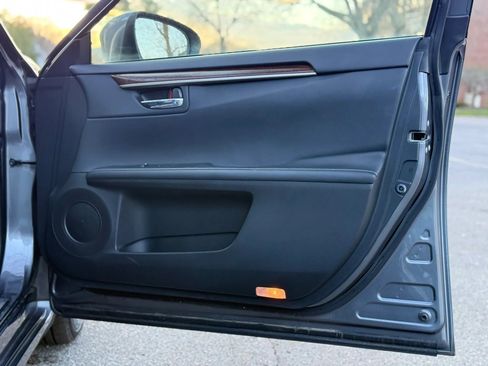 Used 2013 Lexus ES 350 w/ Luxury Pkg image 18