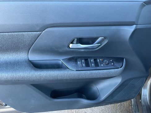 New 2026 Nissan Kicks SV w/ SV Premium Package image 11