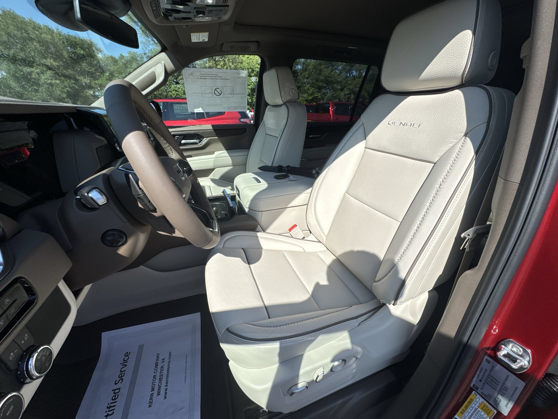 New 2026 GMC Yukon XL Denali w/ Sun & Power Step Package AWD/4WD image 13