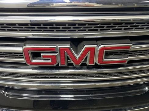 Used 2019 GMC Canyon SLT w/ Driver Alert Package image 9