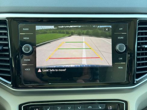 Used 2022 Volkswagen Atlas SE FWD image 24