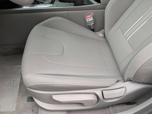 New 2026 Hyundai Elantra Sport image 4