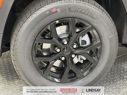 New 2026 Jeep Grand Cherokee Altitude AWD/4WD image 11