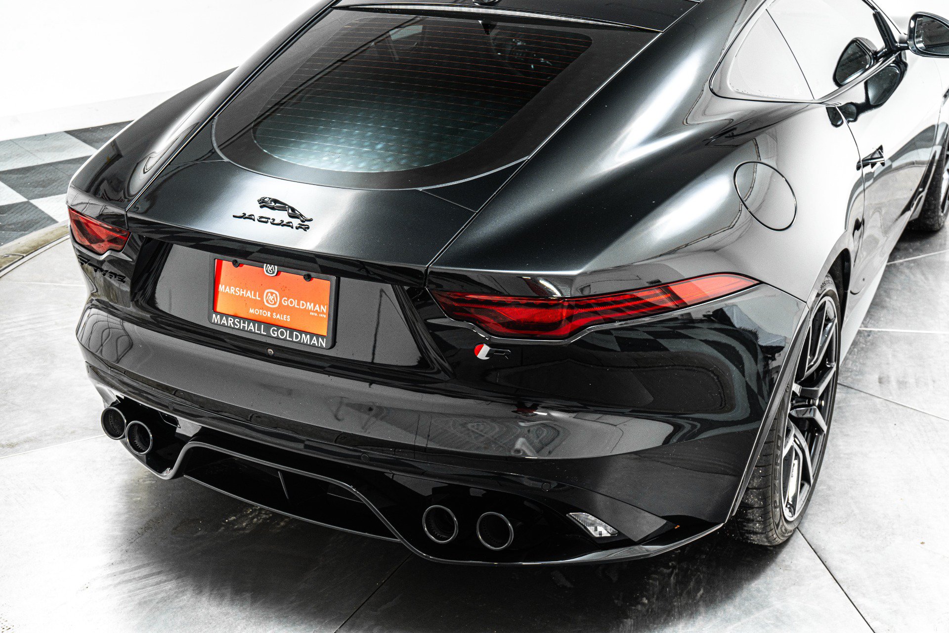 Used 2023 Jaguar F-TYPE R AWD/4WD image 32