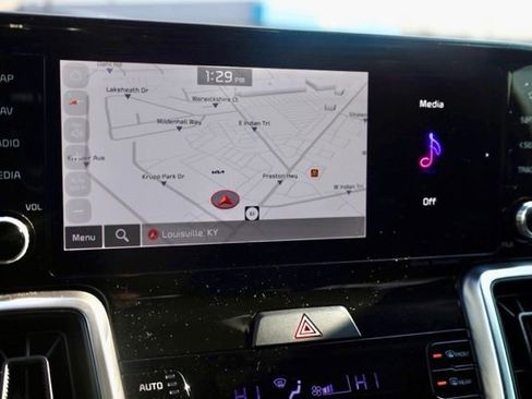 Certified 2023 Kia Sorento X-Line EX image 8