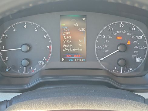 Used 2024 Toyota Corolla SE FWD image 25
