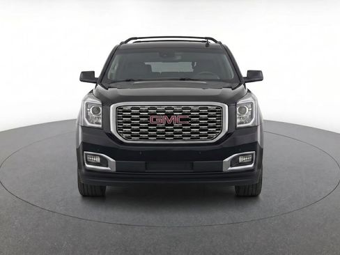 Used 2018 GMC Yukon XL Denali w/ Denali Ultimate Package AWD/4WD image 2