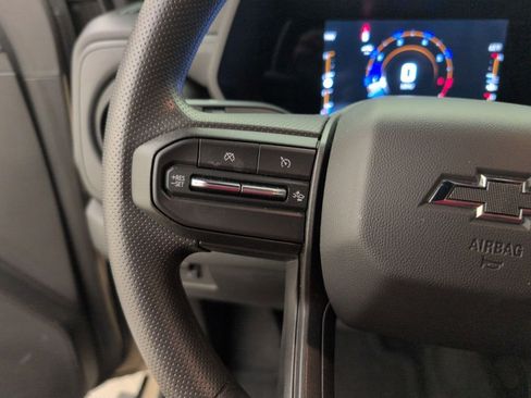 Used 2023 Chevrolet Colorado Trail Boss w/ Technology Package image 27