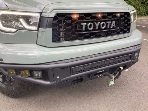 Used 2022 Toyota Sequoia TRD Pro AWD/4WD image 4