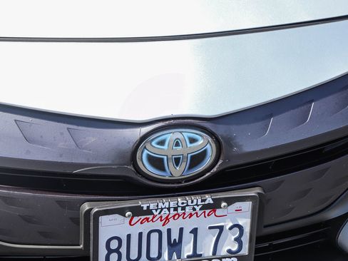 Used 2021 Toyota Prius Prime LE w/ Carpet Mat Package (TMS) FWD image 13