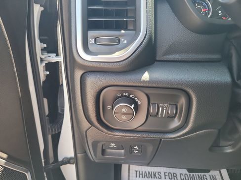 Used 2022 RAM 1500 Laramie RWD image 17