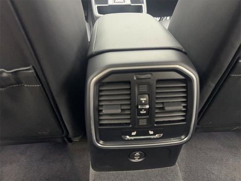 Used 2023 Porsche Macan image 68