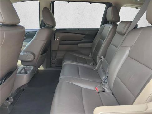 Used 2016 Honda Odyssey Touring Elite image 13