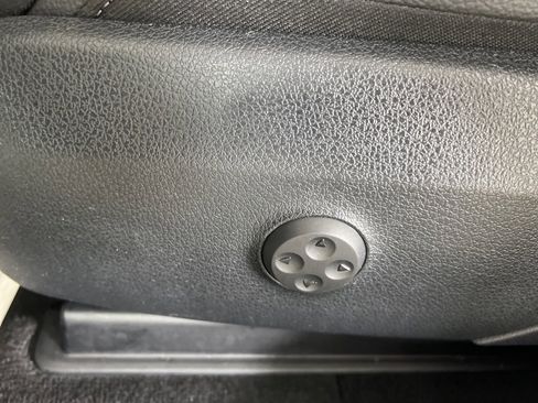 Certified 2024 Mercedes-Benz GLC 300 4MATIC image 4