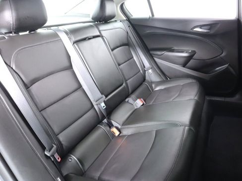 Used 2018 Chevrolet Cruze Premier image 34
