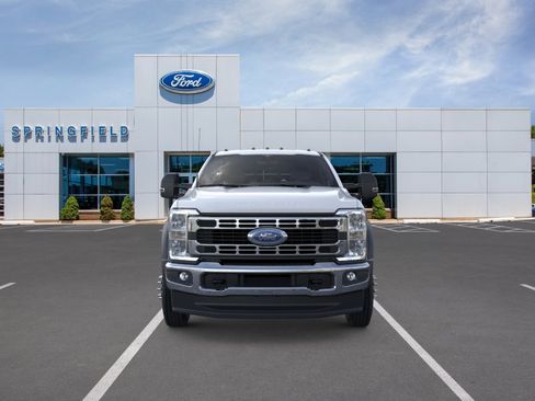New 2026 Ford F550 4x4 Crew Cab image 6
