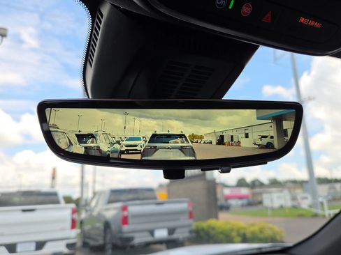 New 2027 Chevrolet Equinox RS w/ Safety and Technology Package FWD image 26