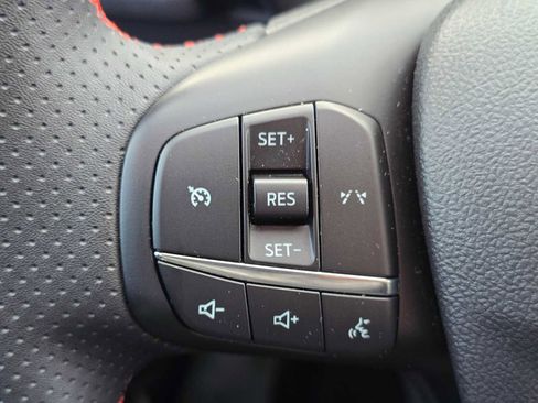 Used 2025 Ford Escape ST-Line Select image 36
