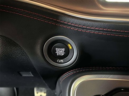 Used 2022 Dodge Challenger R/T Scat Pack image 26