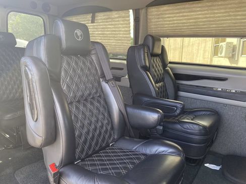 Used 2024 Mercedes-Benz Sprinter 2500 image 5