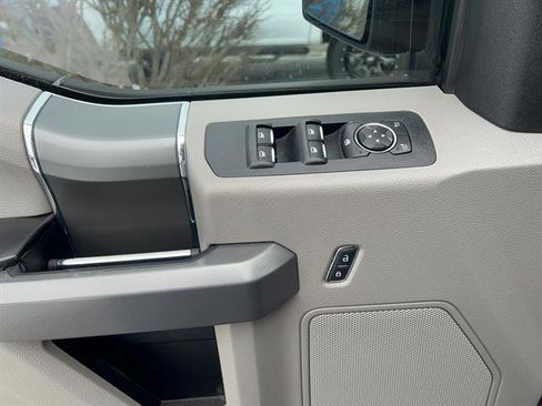 Used 2015 Ford F150 XLT w/ Equipment Group 302A Luxury image 10