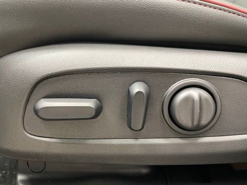 New 2026 Chevrolet TrailBlazer RS w/ Convenience Package image 9