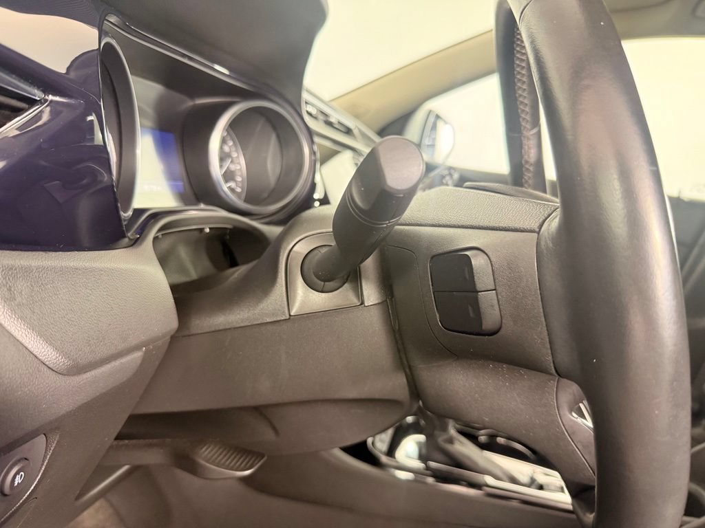 Used 2023 Buick Encore GX Preferred w/ Cold Weather Comfort Package AWD/4WD image 25