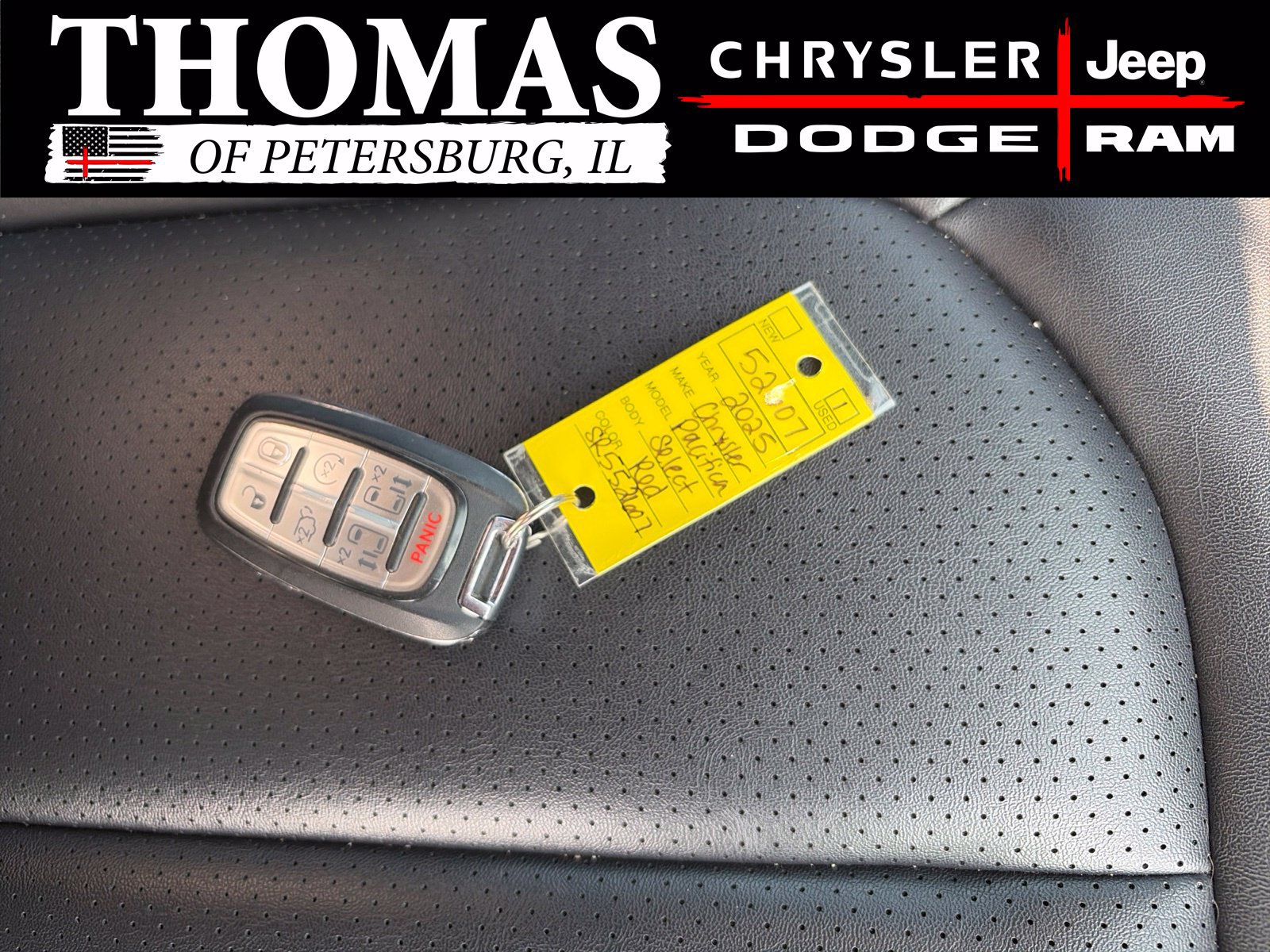 Used 2025 Chrysler Pacifica Select FWD image 29