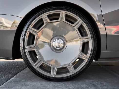 Used 2025 Rolls-Royce Ghost image 21