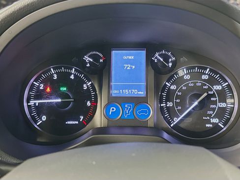Used 2017 Lexus GX 460 image 19