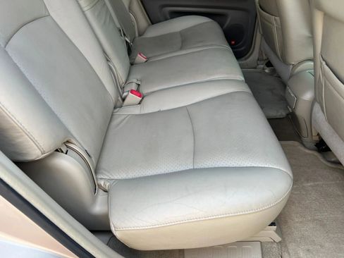 Used 2005 Toyota Highlander Limited image 14