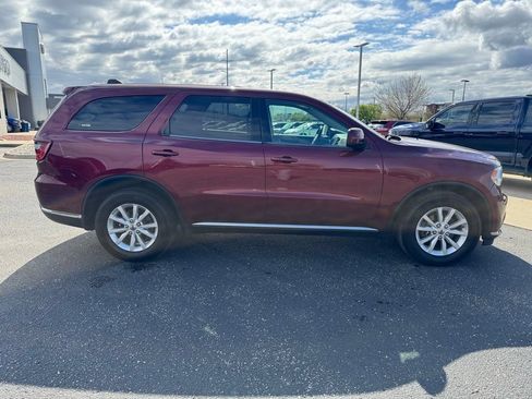 Used 2019 Dodge Durango SXT w/ 3rd Row Seating Group AWD/4WD image 2