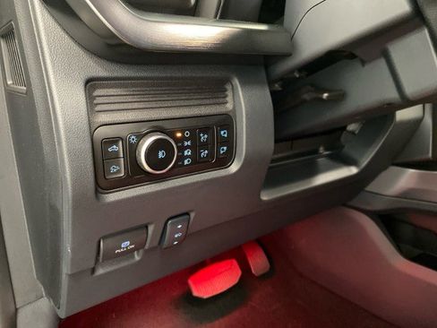 New 2026 Ford F250 Lariat w/ Black Appearance Package AWD/4WD image 22