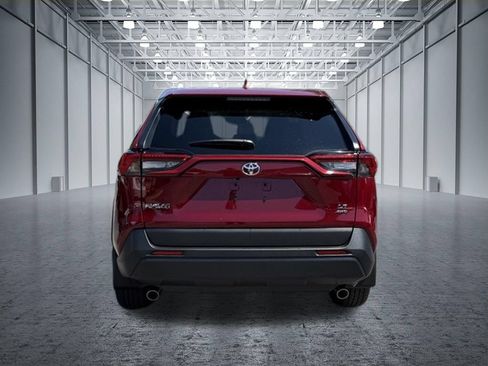 Used 2025 Toyota RAV4 LE AWD/4WD image 20