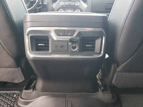 Used 2021 GMC Sierra 1500 AT4 w/ AT4 Value Package AWD/4WD image 31