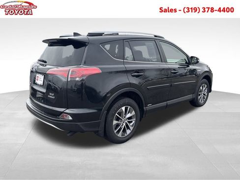 Certified 2017 Toyota RAV4 XLE image 6