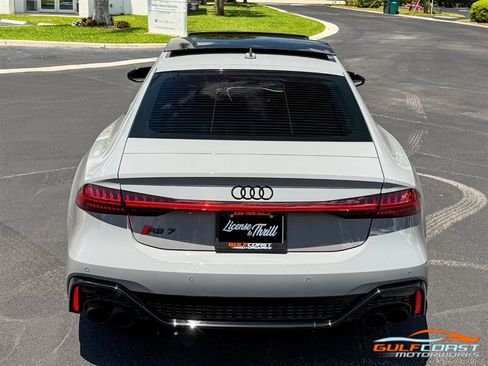 Used 2022 Audi RS 7 Sportback w/ Black Optic Package AWD/4WD image 59