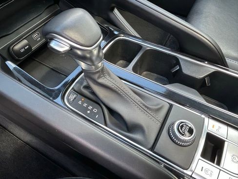 Used 2025 Kia Telluride S FWD image 33