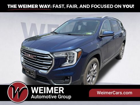 Used 2022 GMC Terrain SLT AWD/4WD image 1