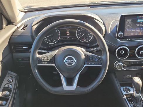 Used 2023 Nissan Sentra SV image 12