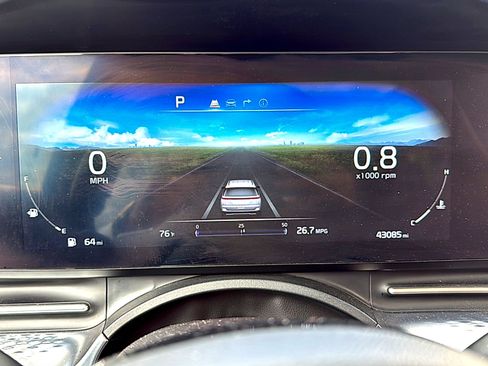 Used 2024 Kia Carnival SX Prestige image 10