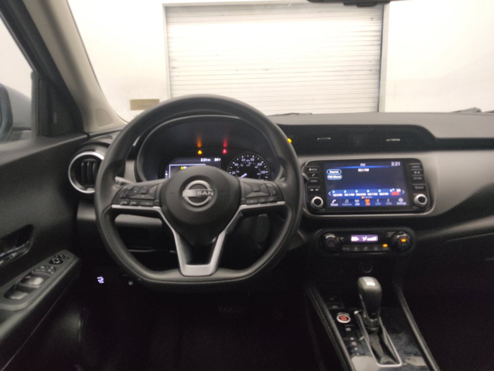 Used 2022 Nissan Kicks SV w/ Interior Electronics Package FWD image 22