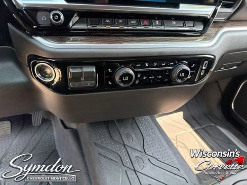 Used 2026 Chevrolet Silverado 1500 RST w/ RST Select Package AWD/4WD image 14