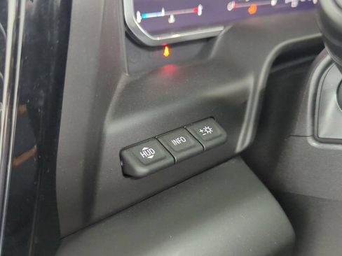 Used 2026 GMC Sierra 2500 AT4 w/ Technology Package AWD/4WD image 14