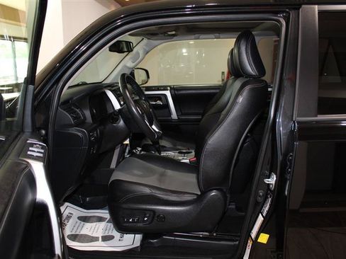 Used 2015 Toyota 4Runner SR5 Premium AWD/4WD image 24