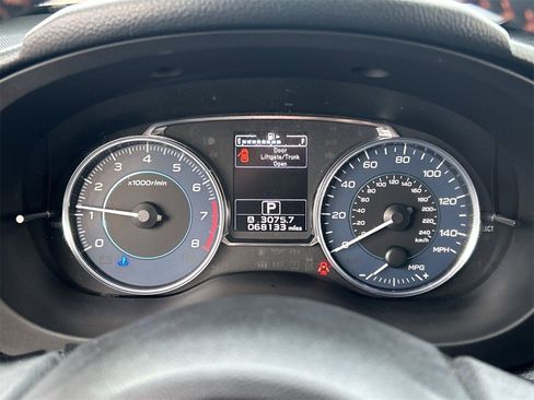 Used 2017 Subaru Crosstrek 2.0i Limited w/ Popular Package #2 image 27