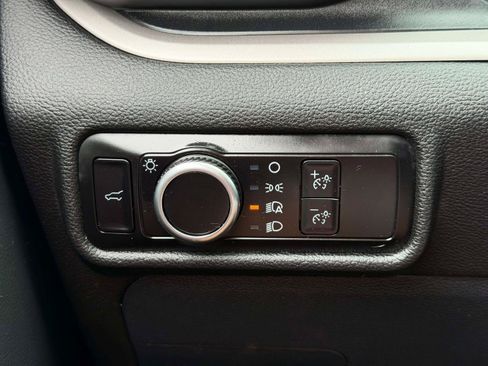 Certified 2023 Ford Explorer XLT AWD/4WD image 23