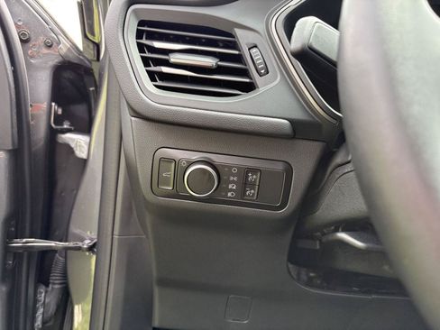 Used 2023 Ford Escape Active w/ Tech Pack #1 AWD/4WD image 14